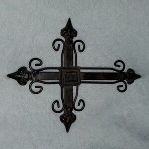 Metal Wall Cross Decor
